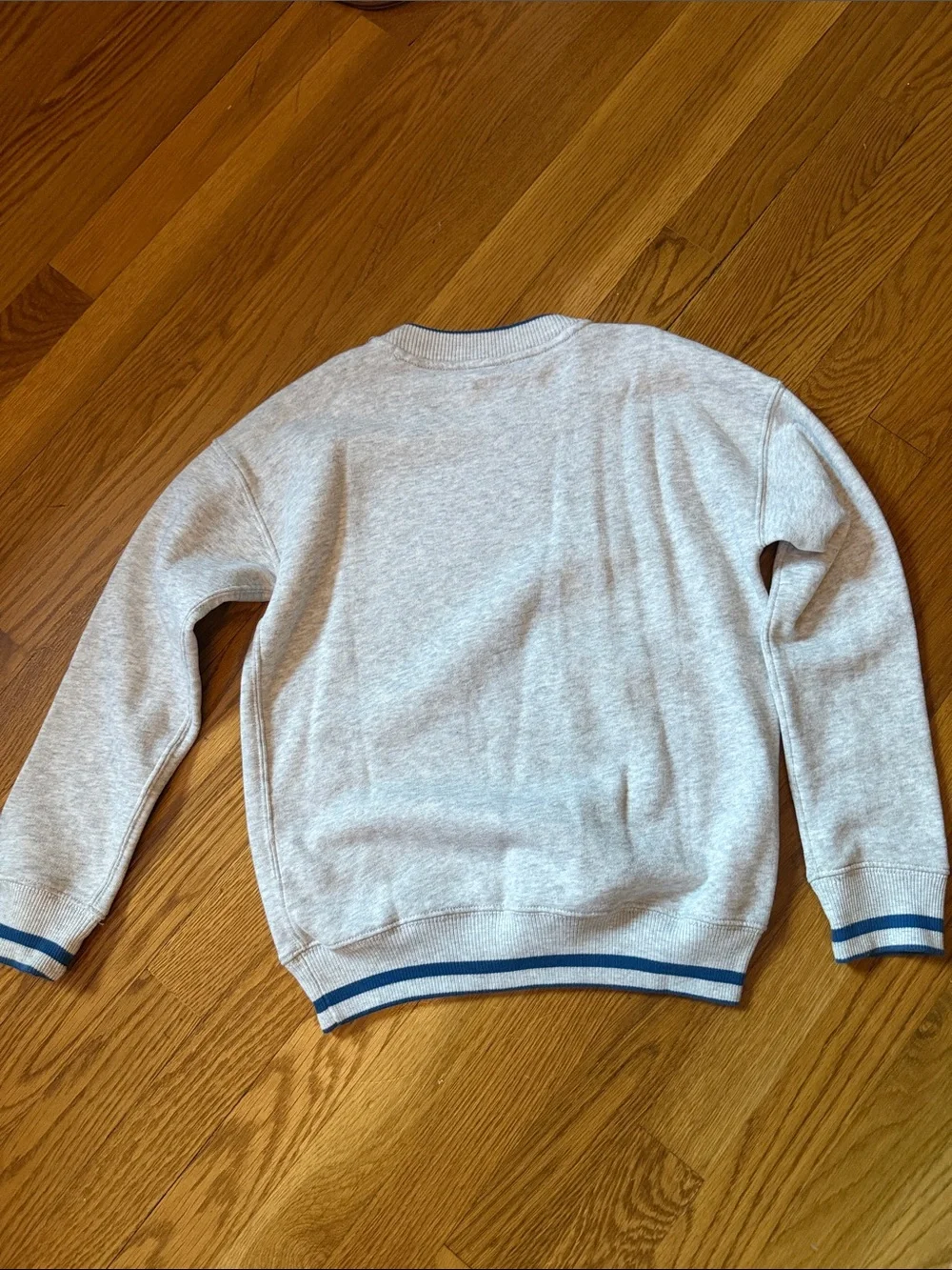 Abercrombie & Fitch soft crewneck